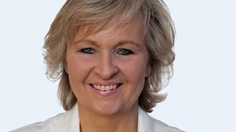 Dr. Astrid Hencke